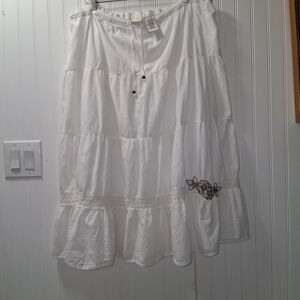 White Stag White A-Line Skirt with Floral Embroidery